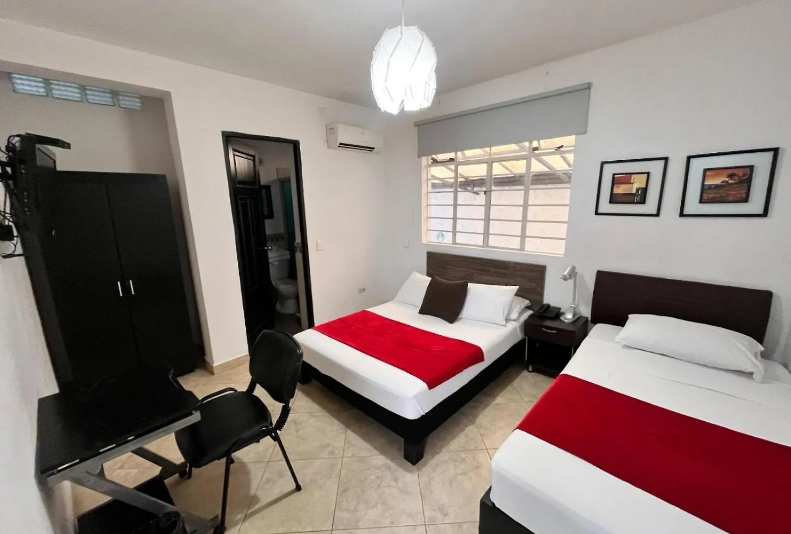 Hotel Quinta Avenida Medellín 3*,  Colombia